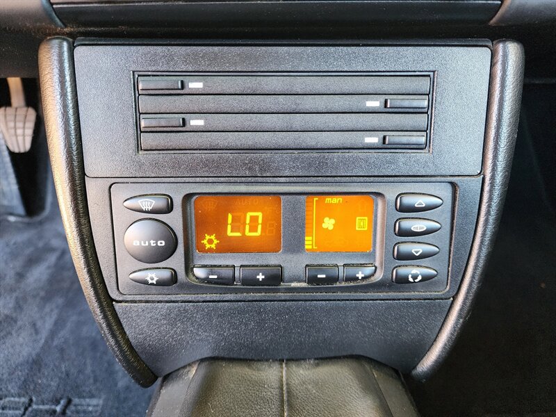 Used 2003 Porsche Boxster RWD image 49