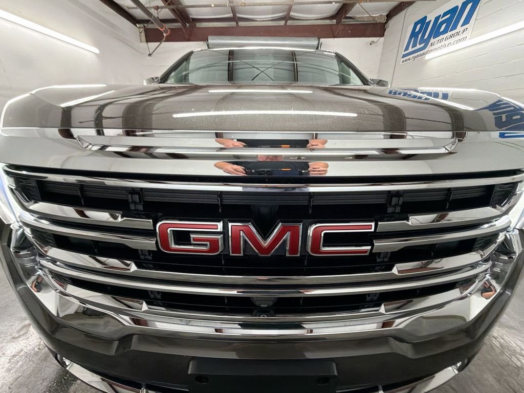 Used 2020 GMC Acadia SLT w/ Premium Package image 30