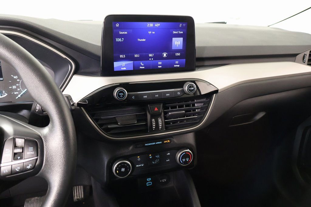 Used 2022 Ford Escape SE image 5