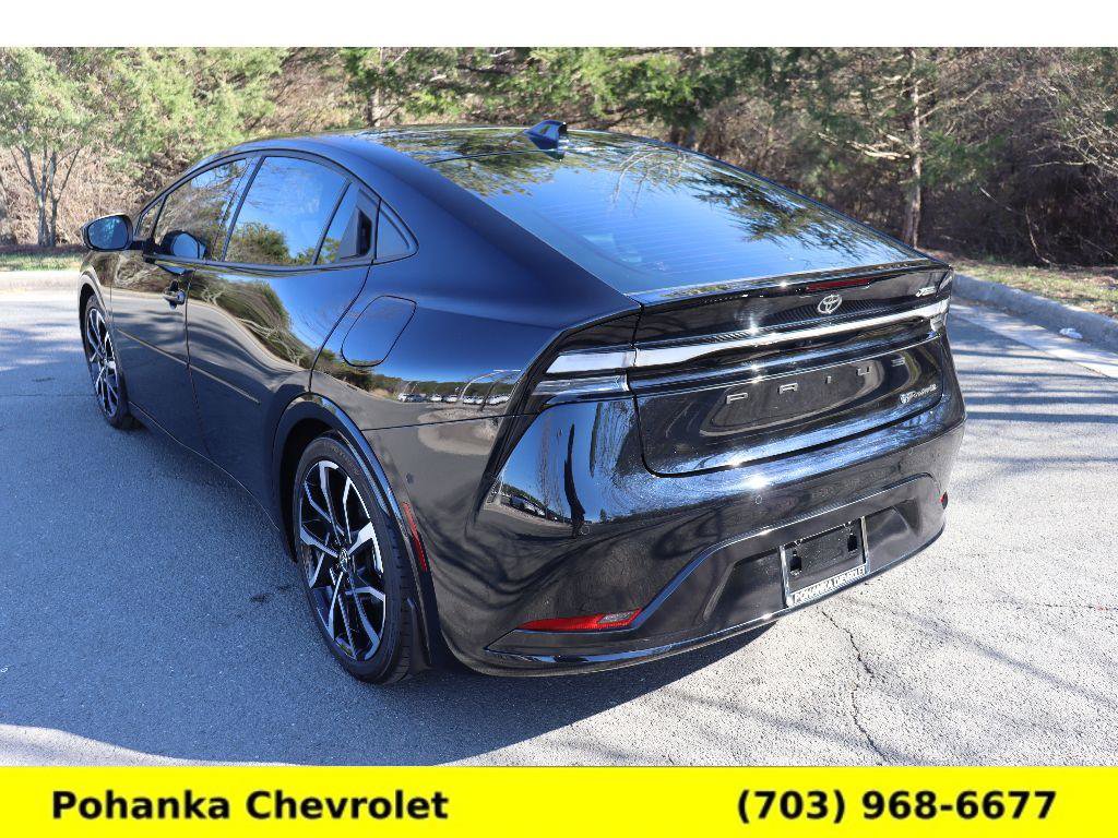 Used 2024 Toyota Prius Prime Premium w/ Advanced Technology Package image 5