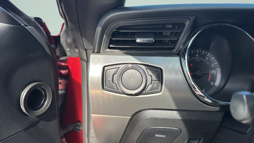 Used 2015 Ford Mustang Premium w/ Equipment Group 201A RWD image 30