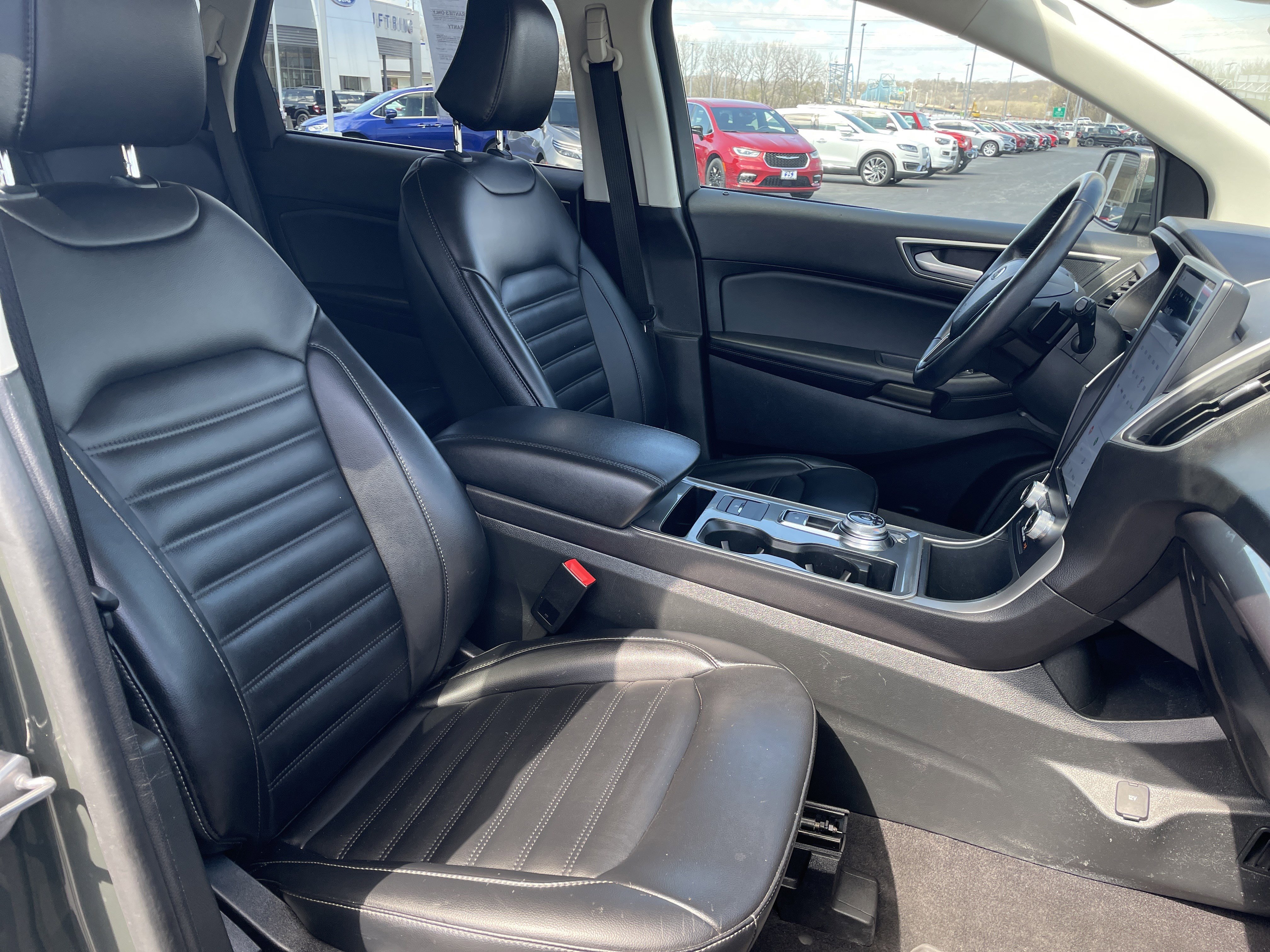 Used 2024 Ford Edge SEL w/ Convenience Package image 30