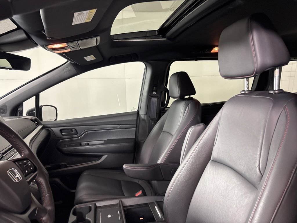 Used 2025 Honda Odyssey Sport-L image 26