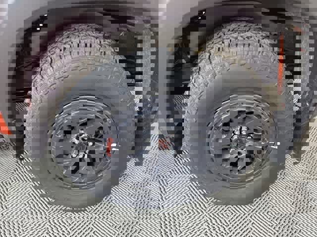 New 2025 Nissan Frontier Pro-X image 10