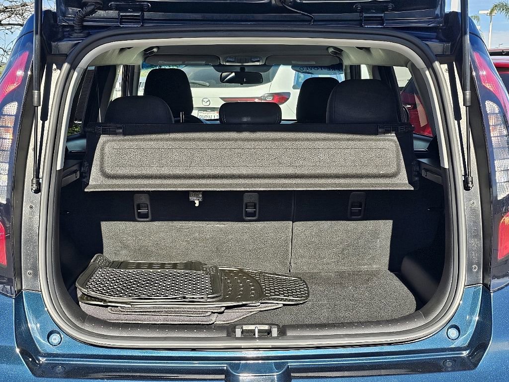 Used 2018 Kia Soul + image 12