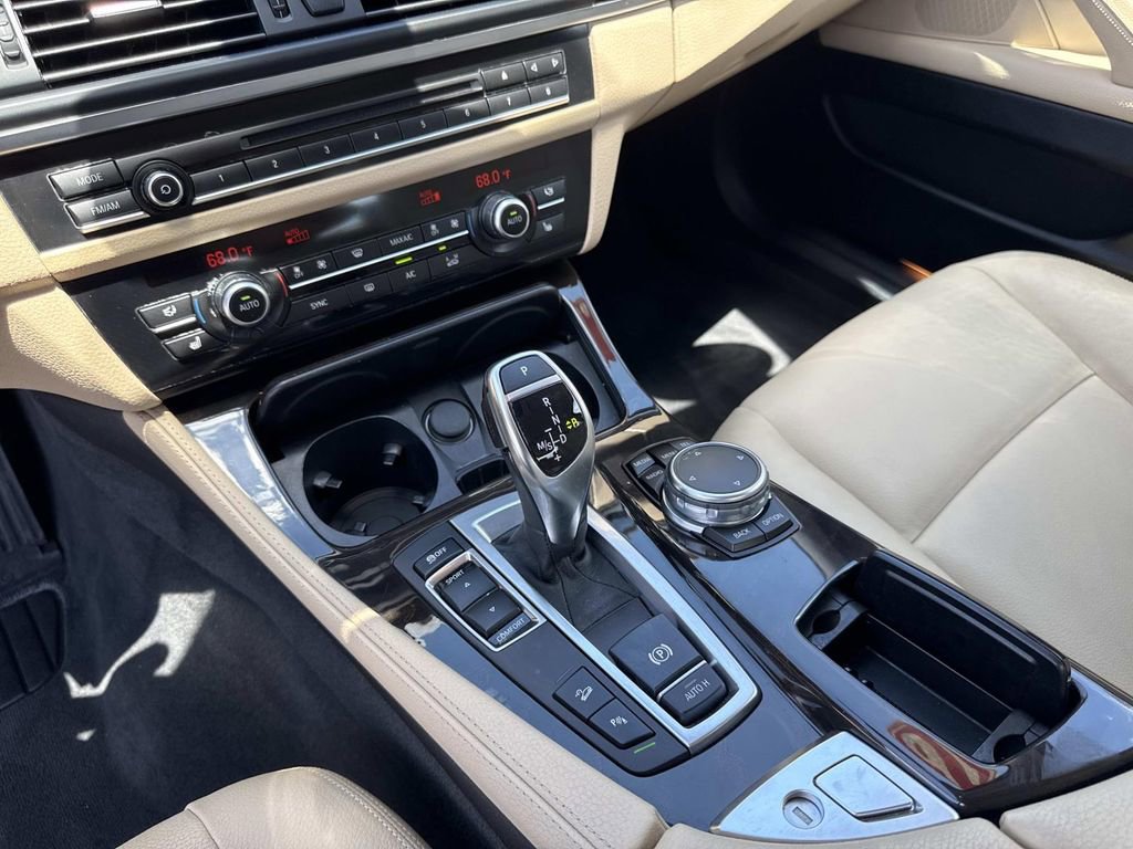 Used 2016 BMW 535i xDrive Sedan AWD/4WD image 25