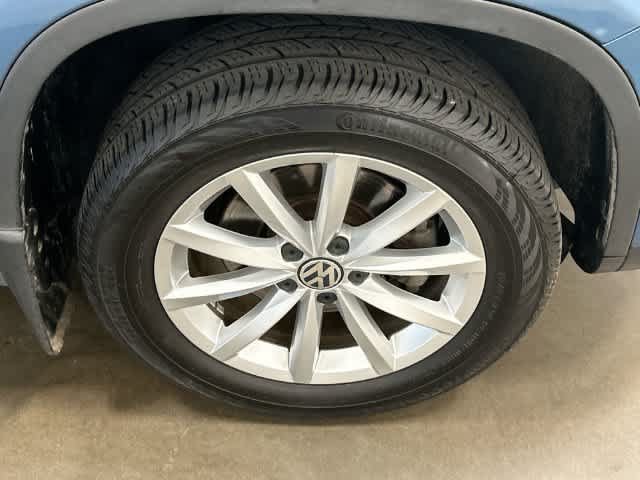 Used 2017 Volkswagen Tiguan Wolfsburg Edition AWD/4WD image 5
