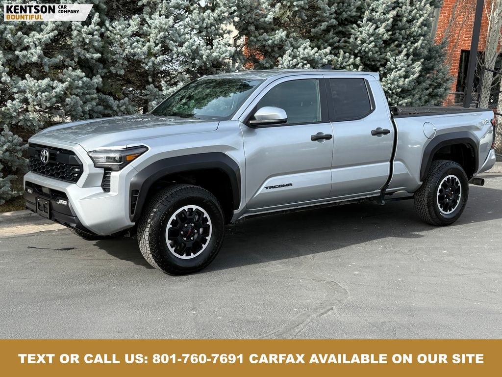 Used 2025 Toyota Tacoma TRD Off-Road image 1