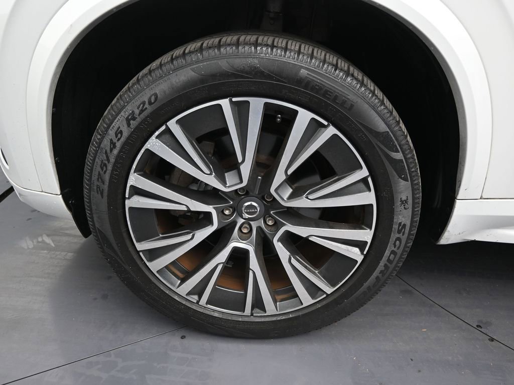 Used 2020 Volvo XC90 T6 Momentum w/ Protection Package Premier image 9