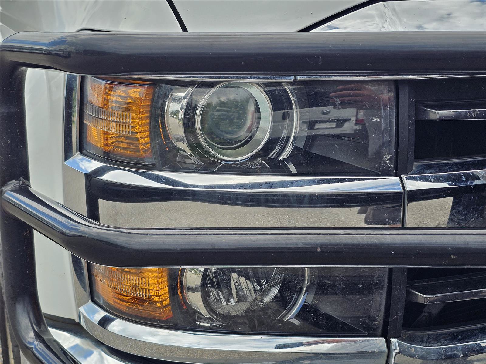 Used 2019 Chevrolet Silverado 2500 LTZ w/ Duramax Plus Package AWD/4WD image 4
