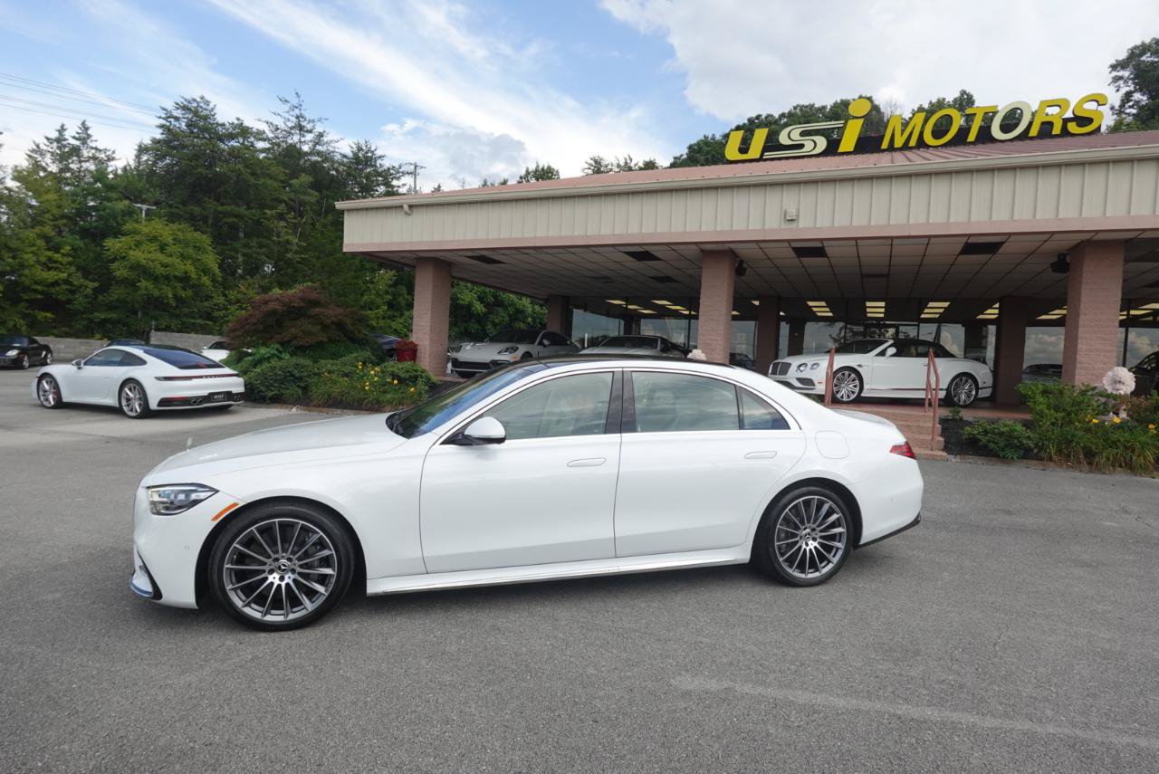 Used 2025 Mercedes-Benz S 580e 4MATIC Sedan image 5