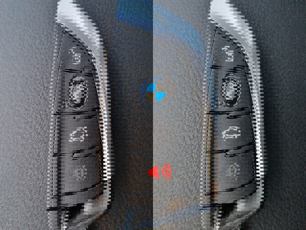 Used 2026 BMW 330i xDrive Sedan AWD/4WD image 32