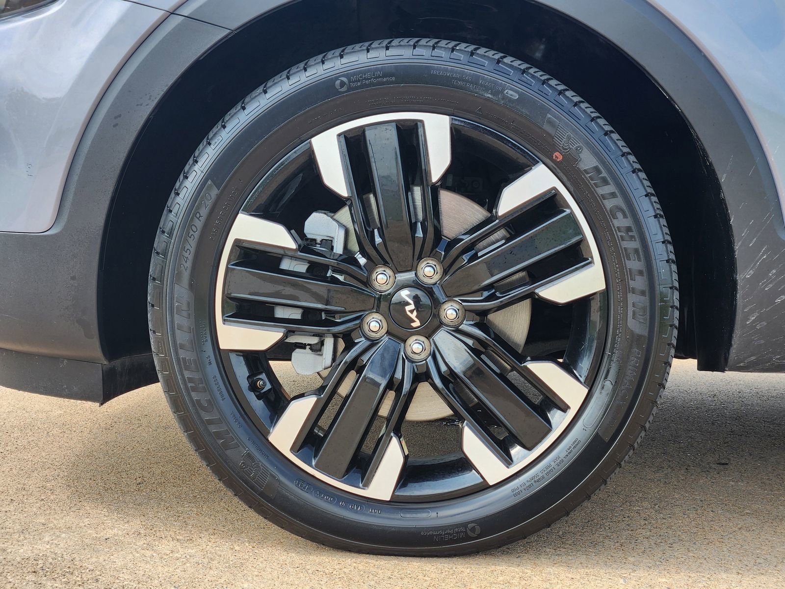 Used 2024 Kia Telluride SX Prestige image 14