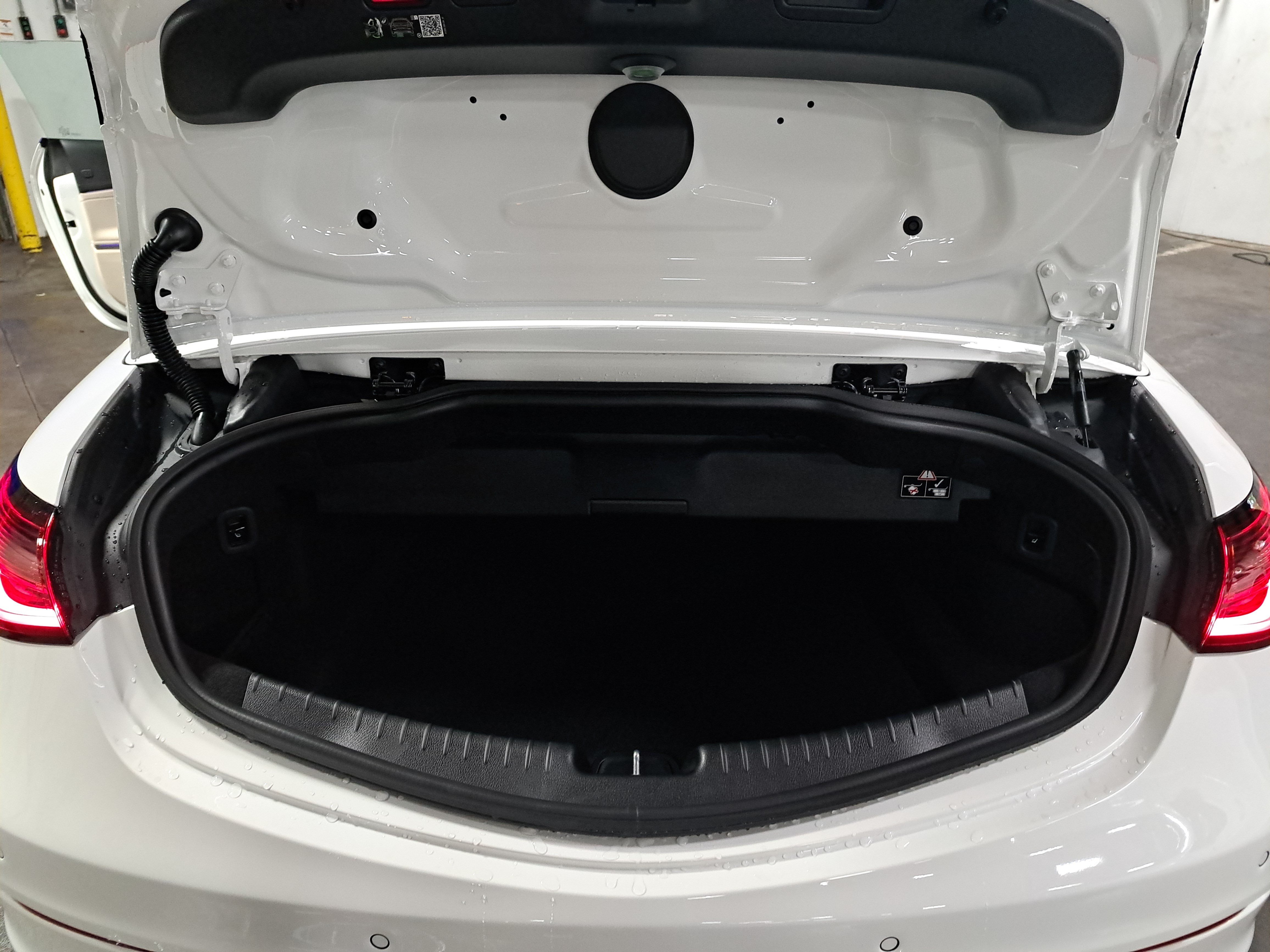 New 2027 Mercedes-Benz CLE 300 4MATIC Cabriolet image 11