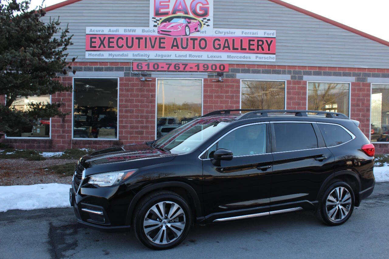 Used 2022 Subaru Ascent Limited w/ Technology Package image 1
