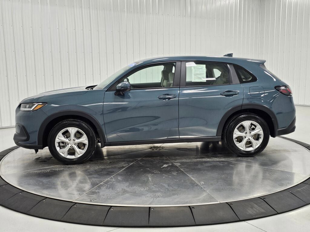 Certified 2025 Honda HR-V LX image 2