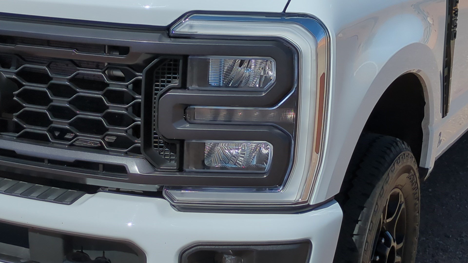 Used 2024 Ford F350 XL w/ STX Appearance Package AWD/4WD image 12