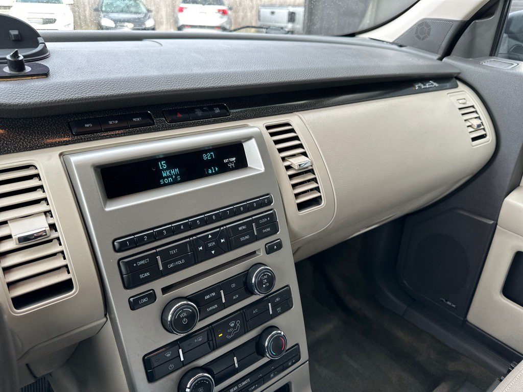 Used 2012 Ford Flex SE FWD image 23