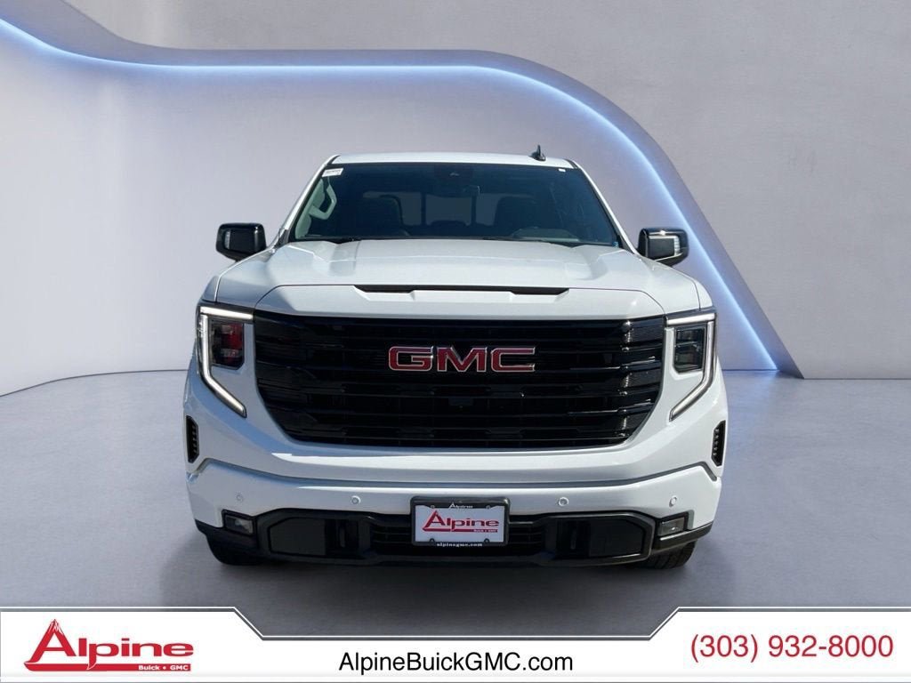 Used 2025 GMC Sierra 1500 Elevation w/ Elevation Premium Package AWD/4WD image 8