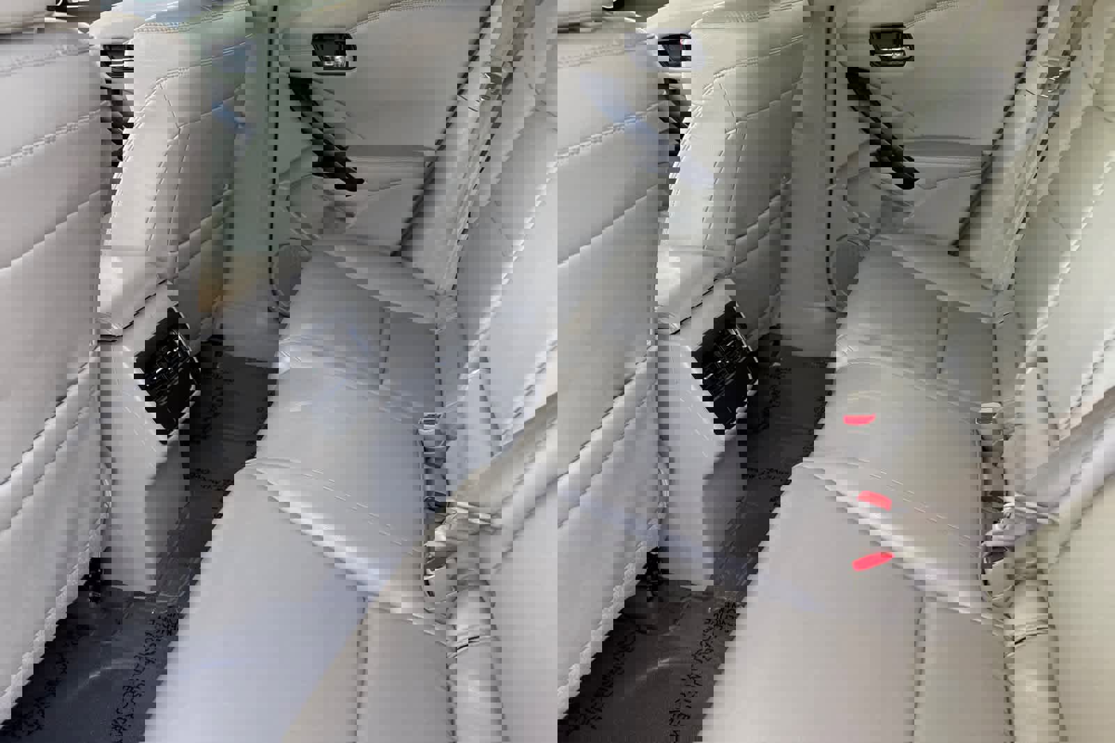 Used 2017 Acura RDX AWD image 4