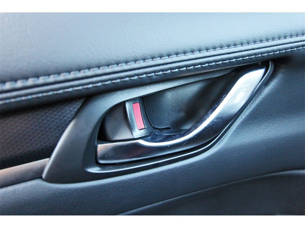 Certified 2021 MAZDA CX-5 Carbon Edition image 19