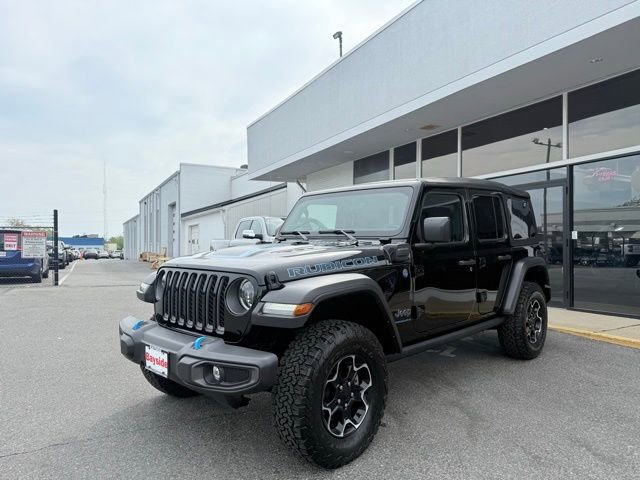 Used 2023 Jeep Wrangler Unlimited Rubicon 4xe w/ Safety Group AWD/4WD image 7