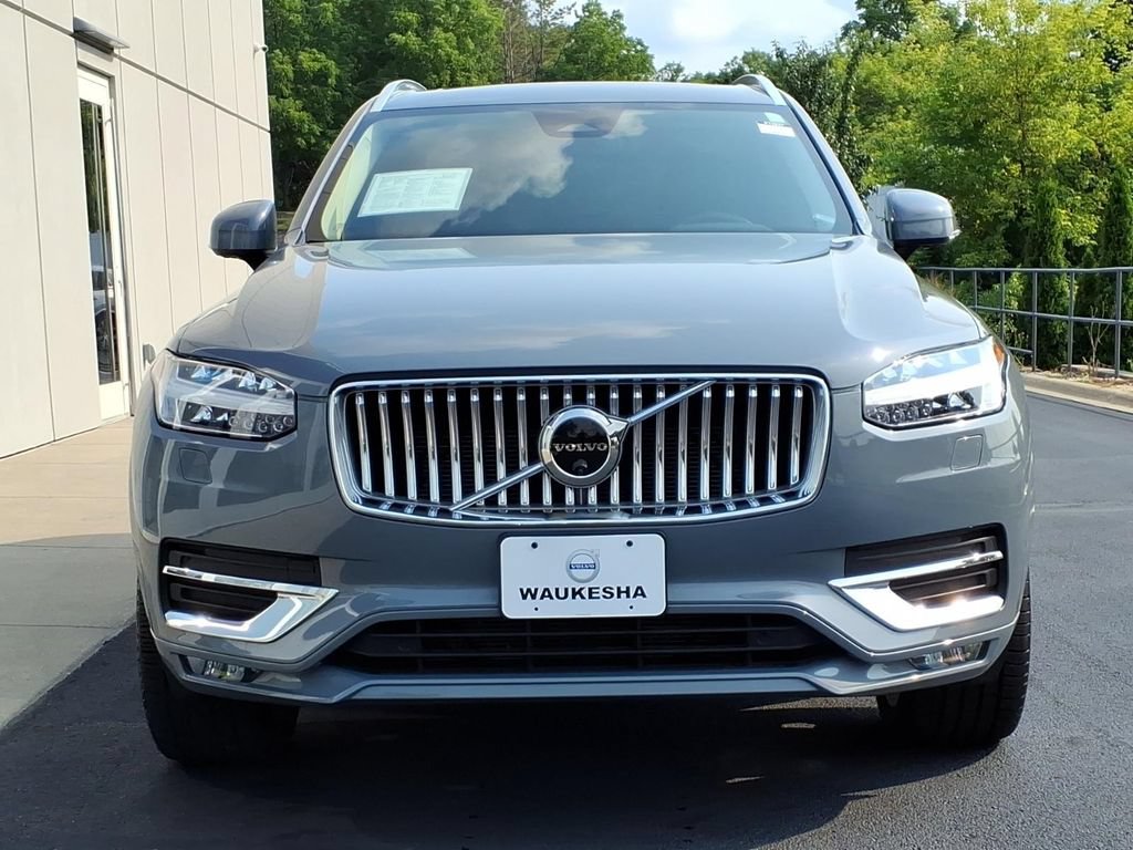 Certified 2023 Volvo XC90 B5 Plus w/ Protection Package Premier AWD/4WD image 2