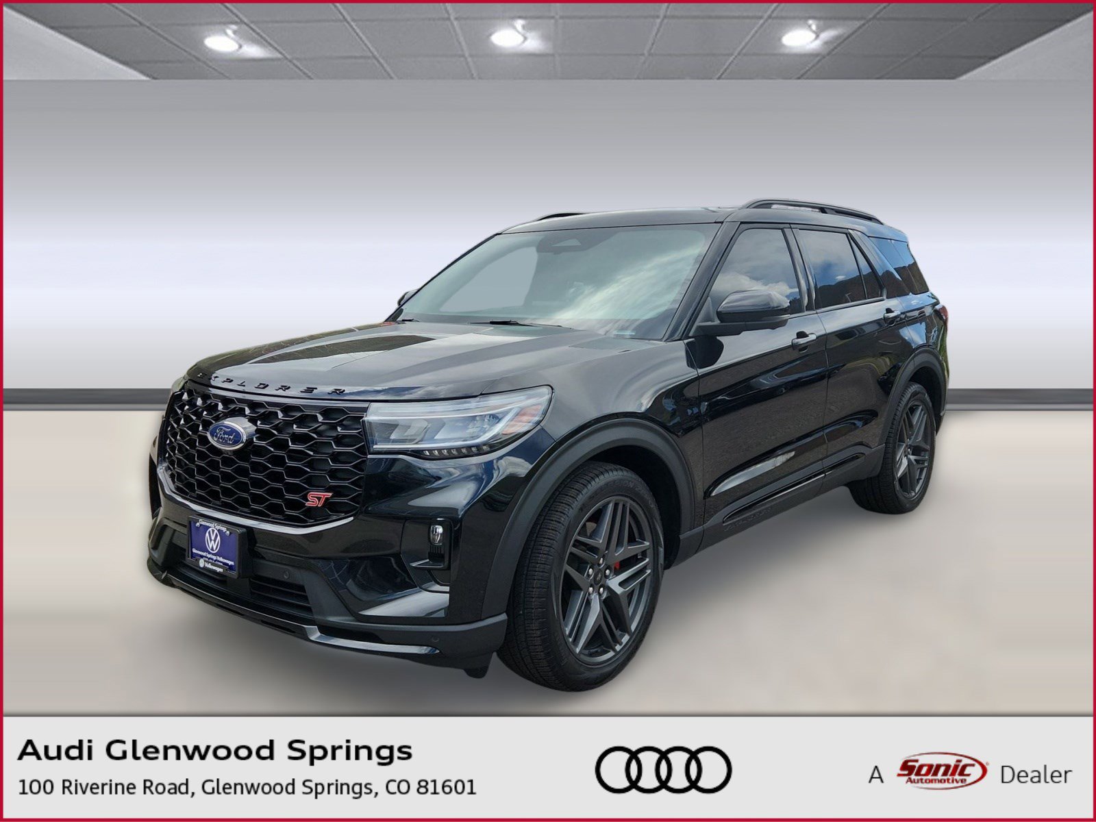 Used 2025 Ford Explorer ST AWD/4WD image 1