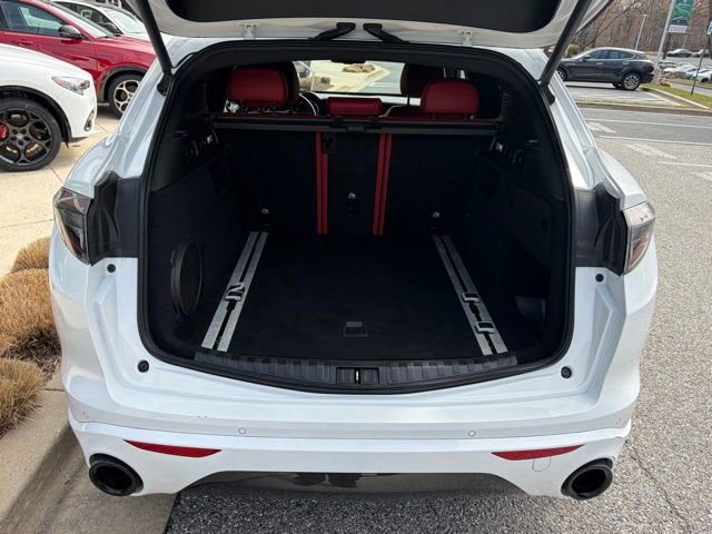 Used 2021 Alfa Romeo Stelvio Ti Sport image 9