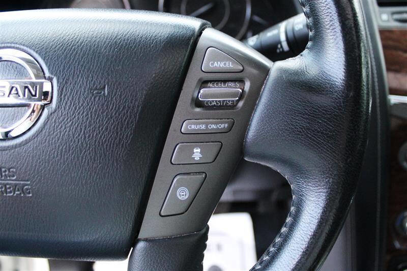 Used 2018 Nissan Armada Platinum w/ Interior Lighting Package image 18