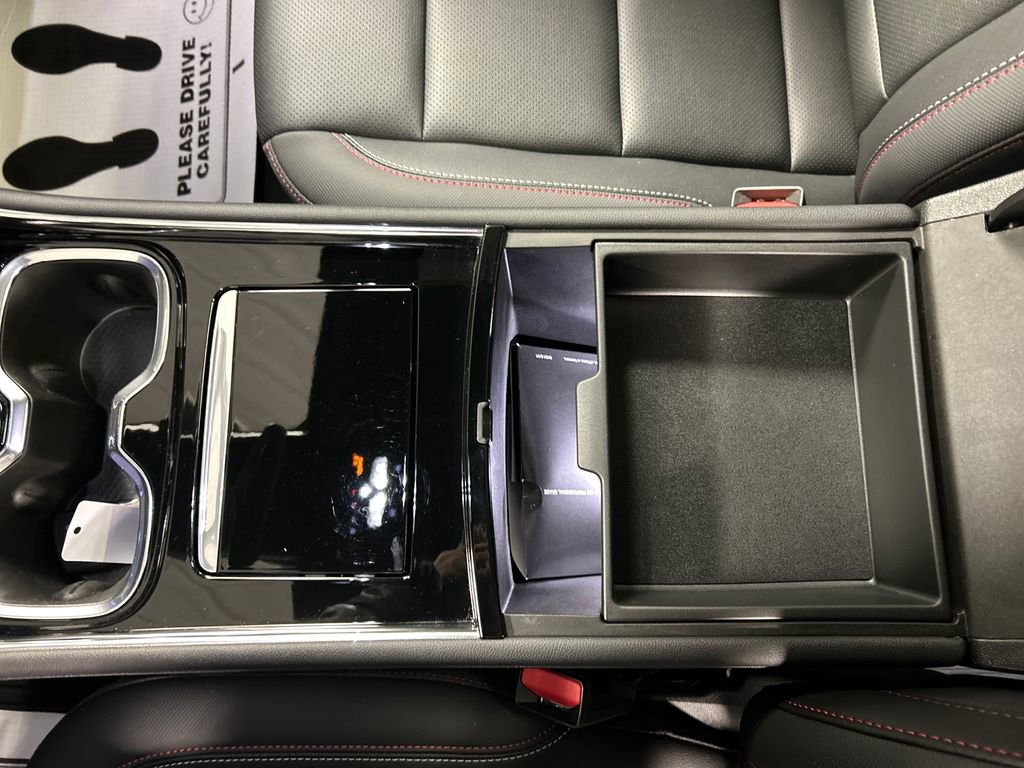 Used 2025 Chevrolet Traverse Z71 w/ Driver Confidence Package image 20