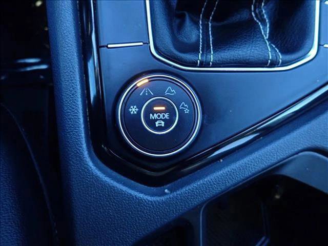 Used 2023 Volkswagen Taos SEL image 23