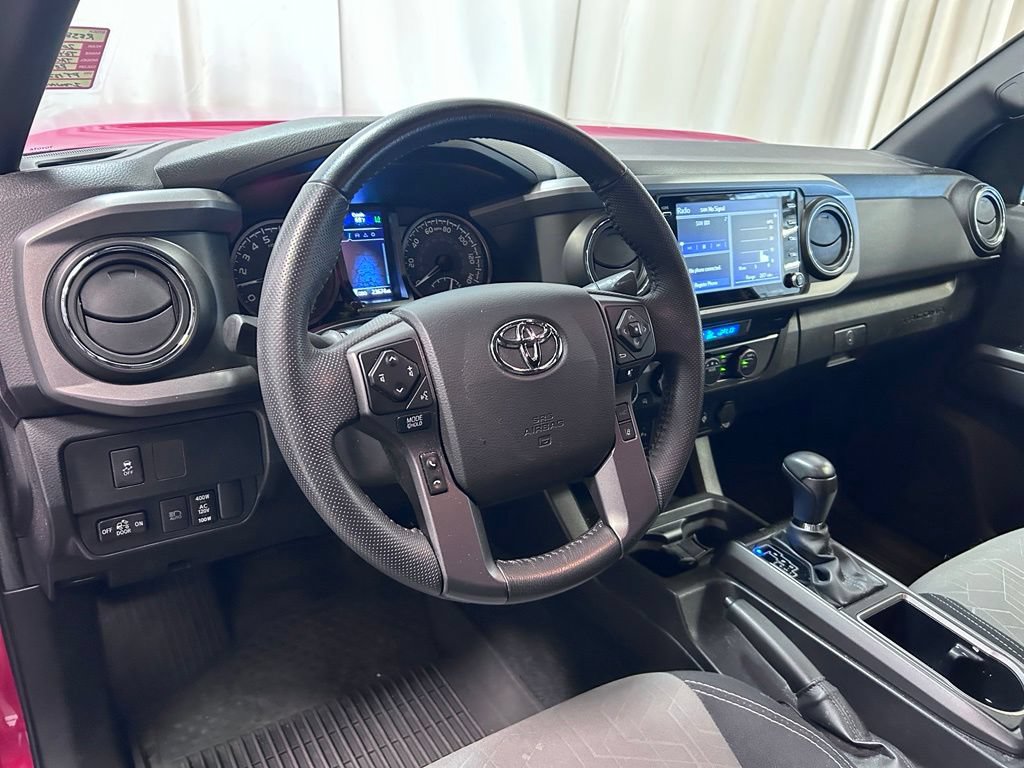 Used 2023 Toyota Tacoma TRD Off-Road w/ Technology Package AWD/4WD image 2