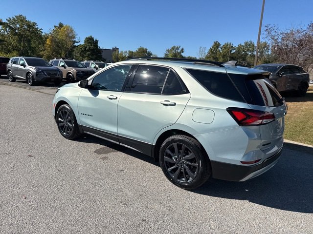 Used 2022 Chevrolet Equinox RS w/ RS Leather Package image 40