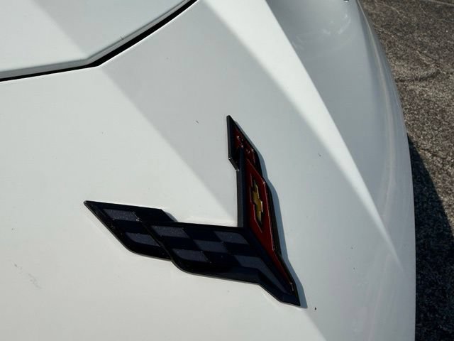 Used 2025 Chevrolet Corvette Stingray Preferred Conv w/ Stealth Interior Trim Package RWD image 13