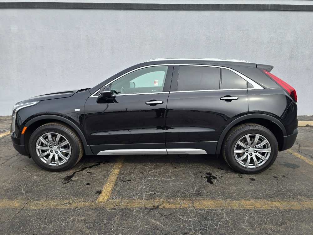 Used 2023 Cadillac XT4 Premium Luxury image 5