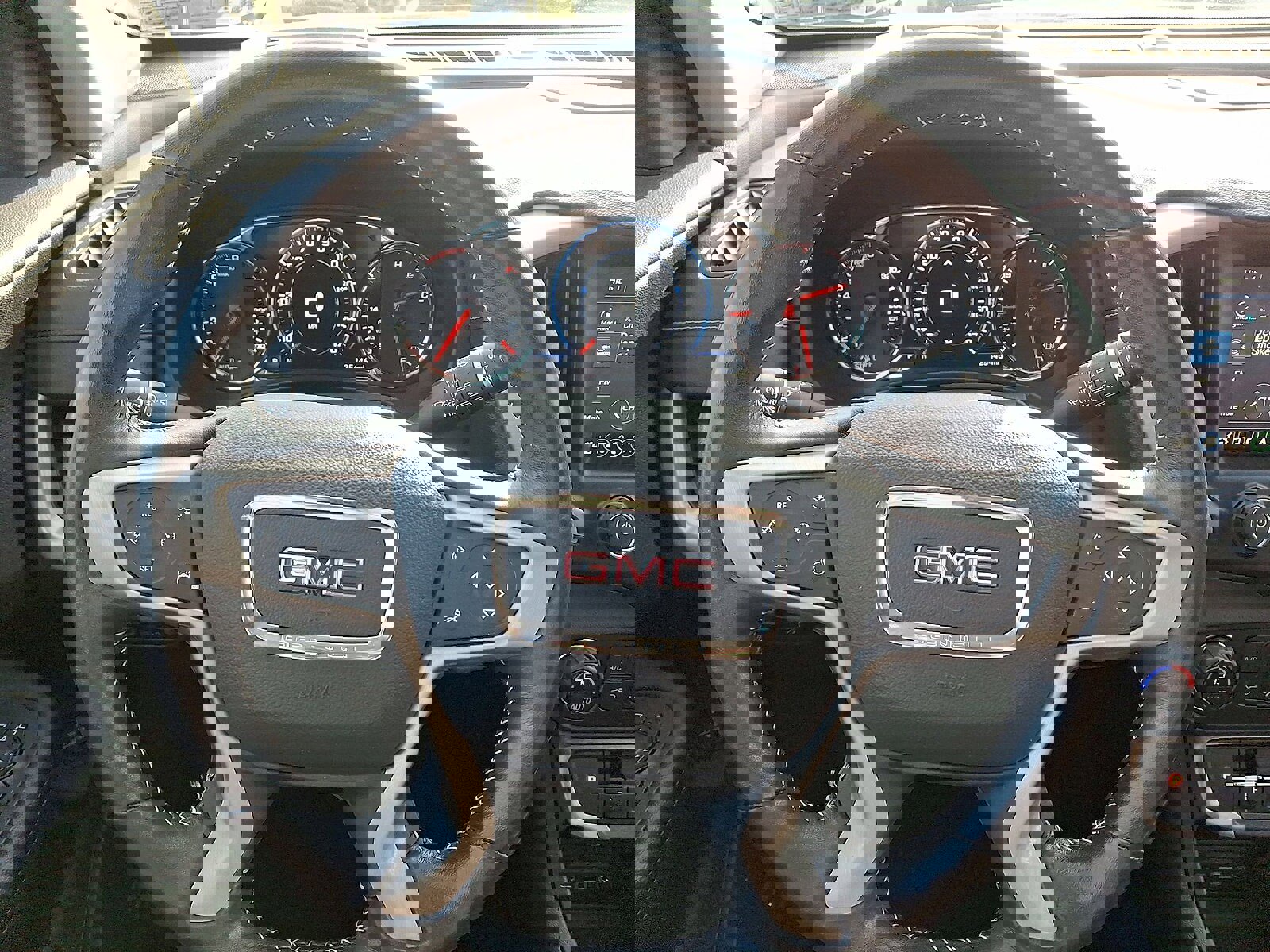 Certified 2022 GMC Terrain Denali w/ Denali Premium Package image 16