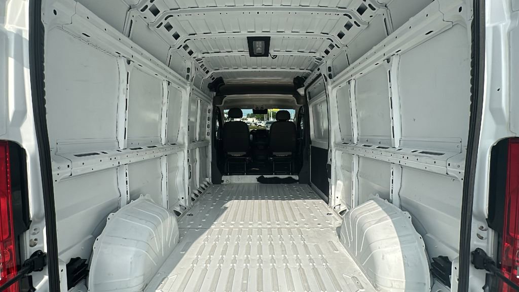 Used 2026 RAM ProMaster 2500 w/ Convenience Group FWD image 34