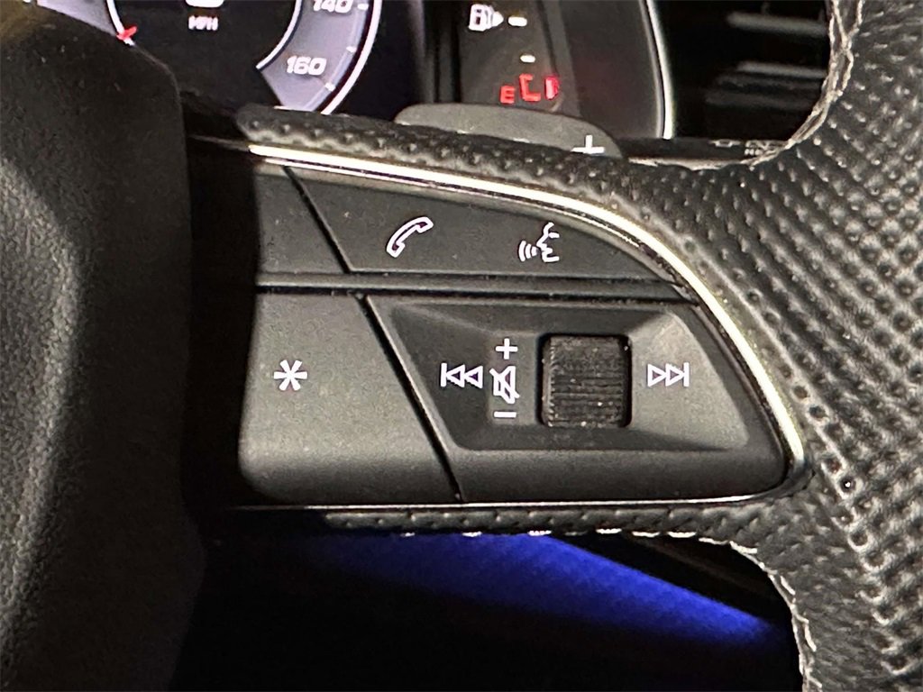 Used 2024 Audi SQ8 Premium Plus w/ S Sport Package image 25