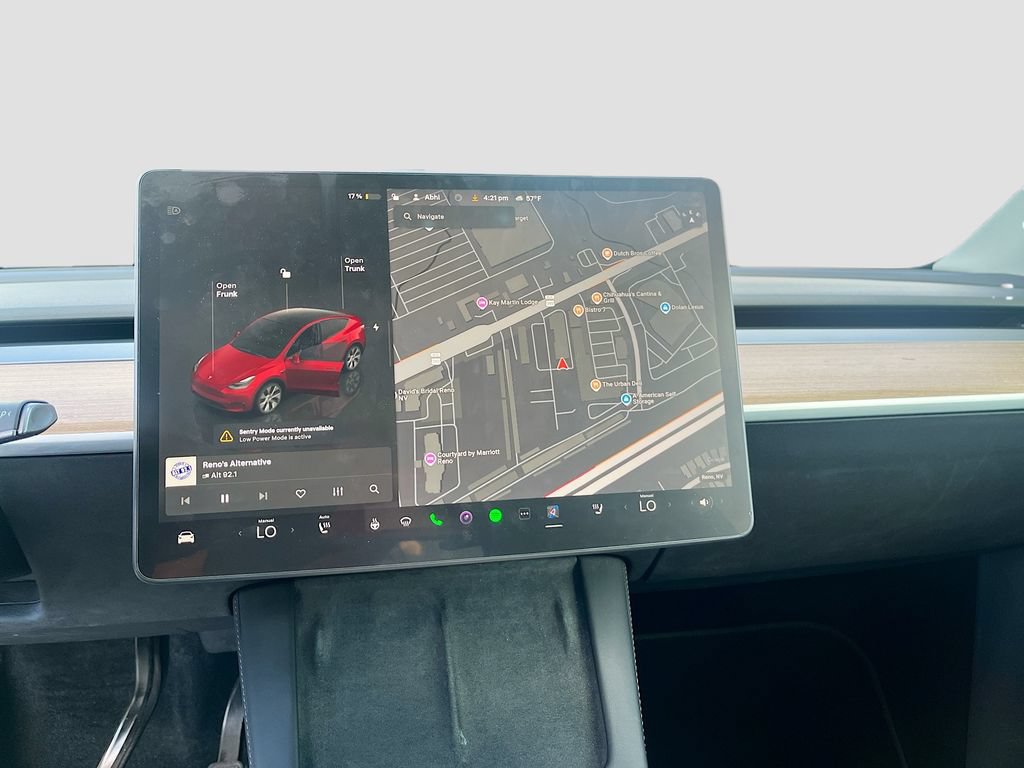 Used 2022 Tesla Model Y Long Range AWD/4WD image 12