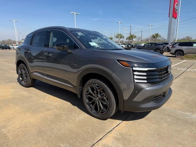 New 2026 Nissan Kicks SR FWD image 7