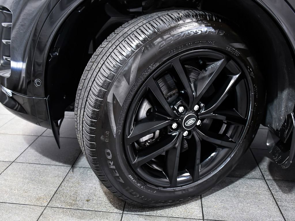 Used 2024 Land Rover Discovery Sport Dynamic SE AWD/4WD image 7
