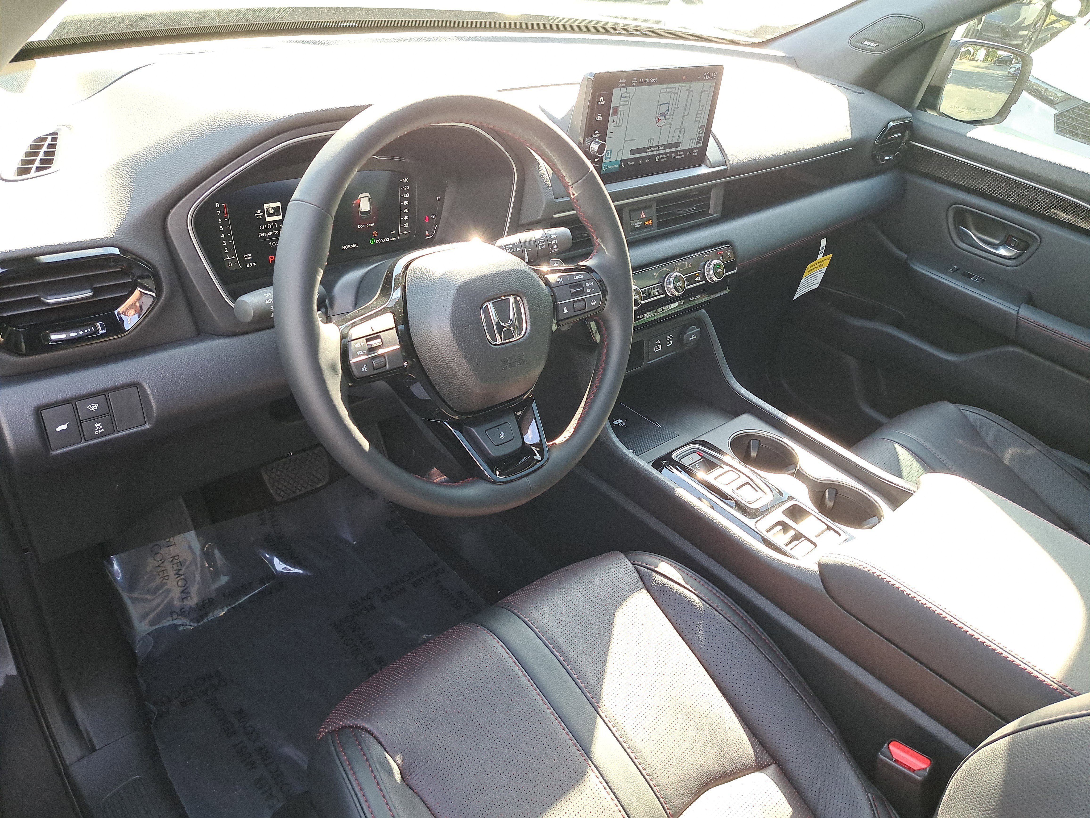 New 2025 Honda Pilot Black Edition image 15