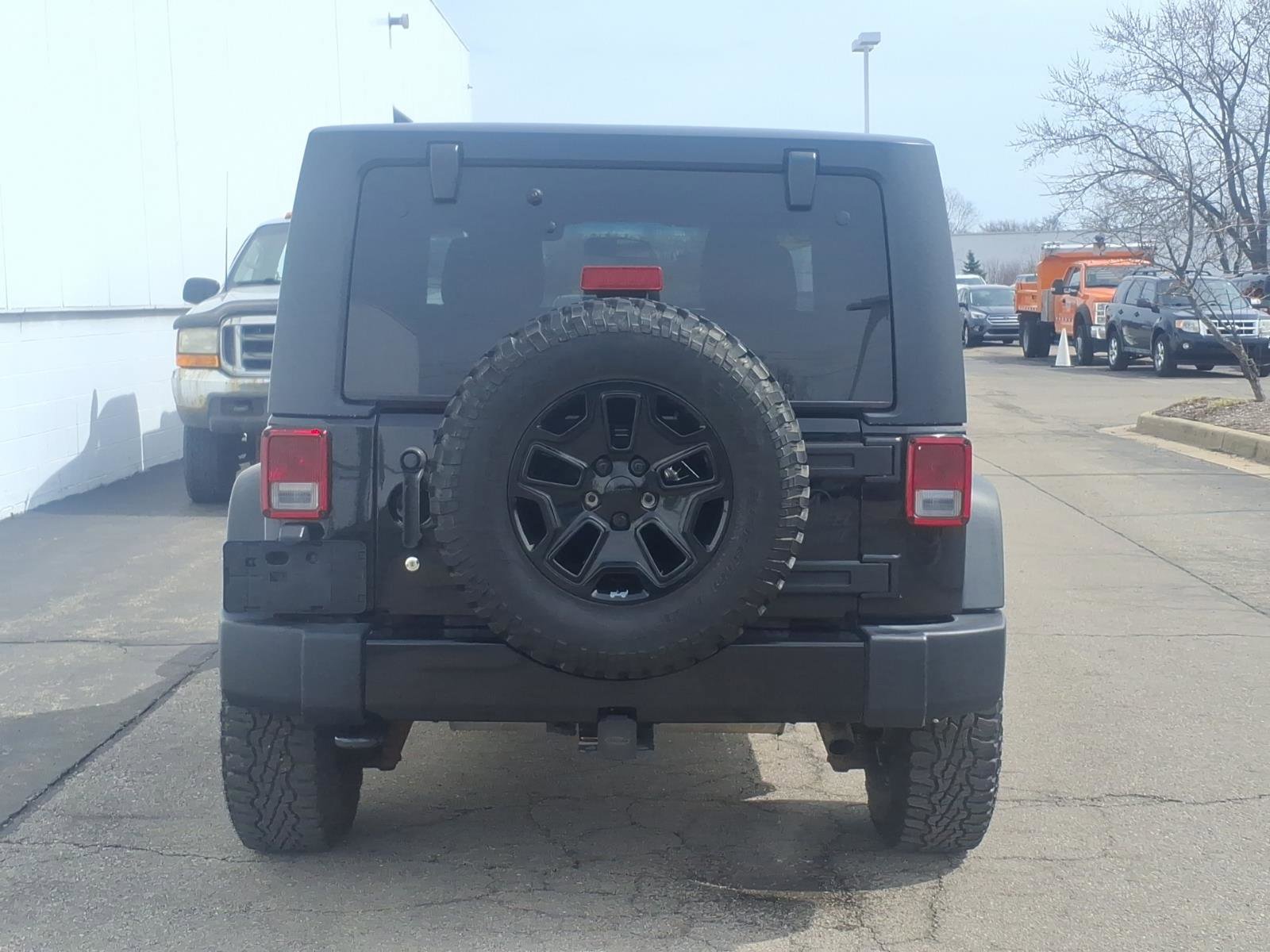 Used 2018 Jeep Wrangler Sport image 5