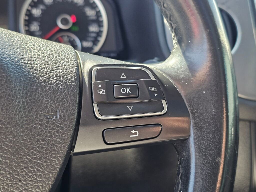 Used 2017 Volkswagen Tiguan Wolfsburg Edition AWD/4WD image 34