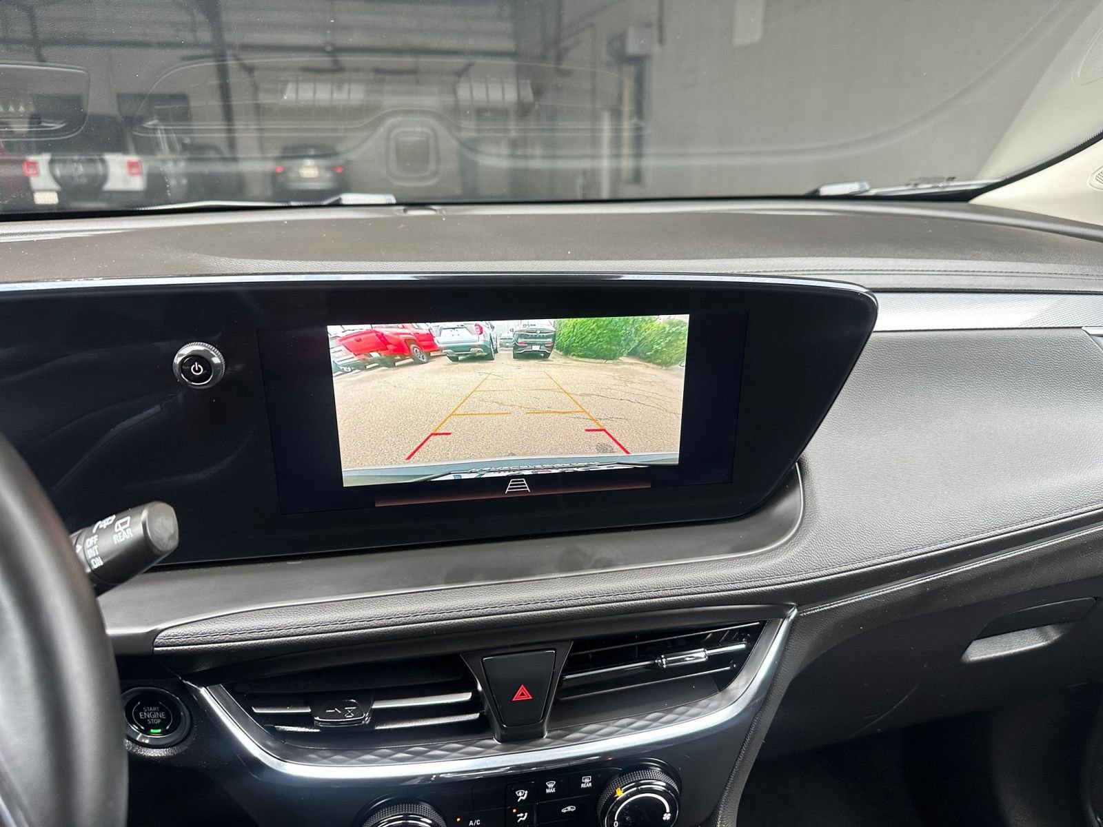 Used 2025 Buick Encore GX Preferred image 17