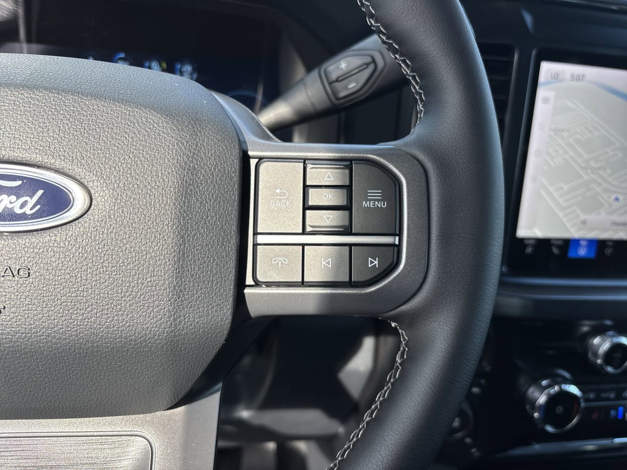 New 2026 Ford F250 Lariat w/ Black Appearance Package image 33