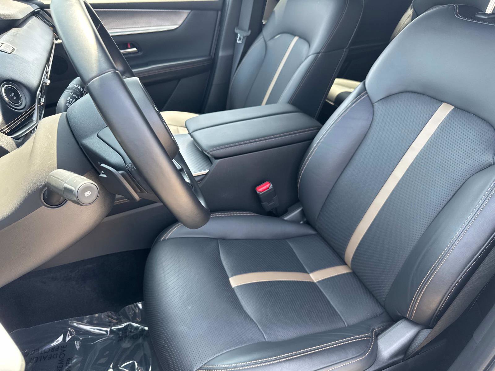 Certified 2025 MAZDA CX-70 Plug-In Hybrid w/ Premium Plus image 23