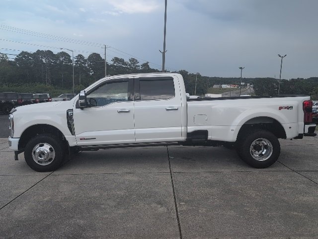 Used 2024 Ford F350 Platinum image 8