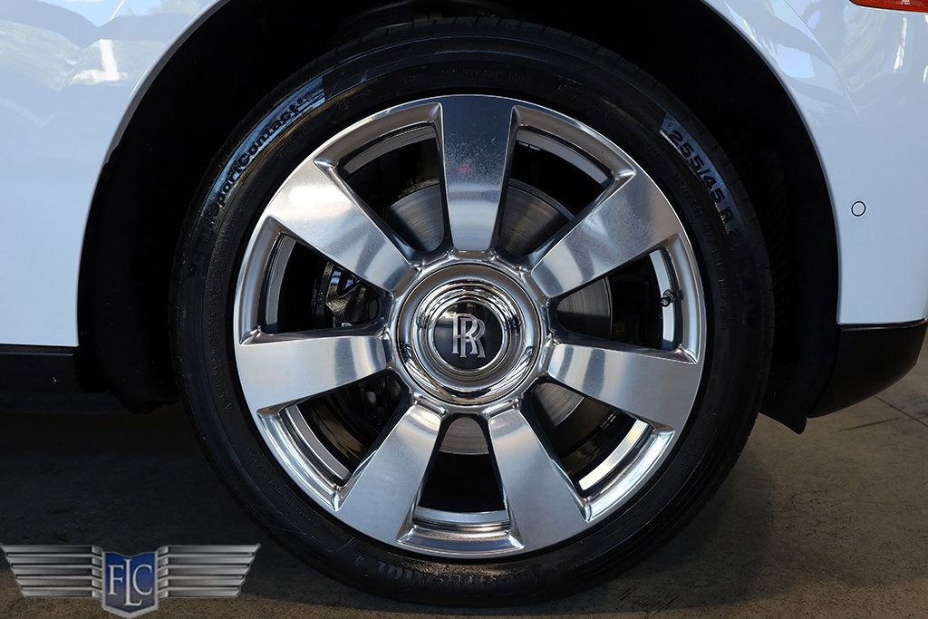 Used 2021 Rolls-Royce Cullinan image 48